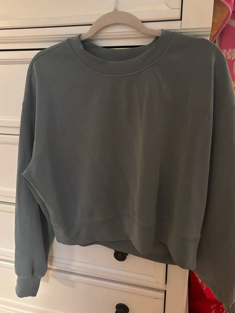 Lululemon sweatshirt